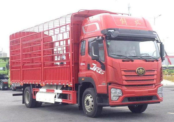 仓栅汽车