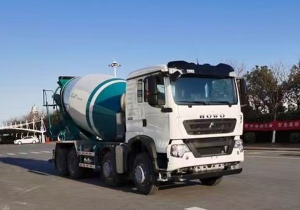 搅拌运输车