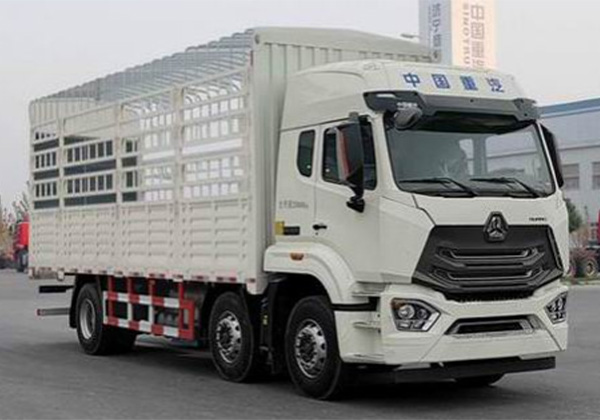 仓栅汽车