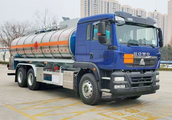 铝合金易燃液体罐式运输车