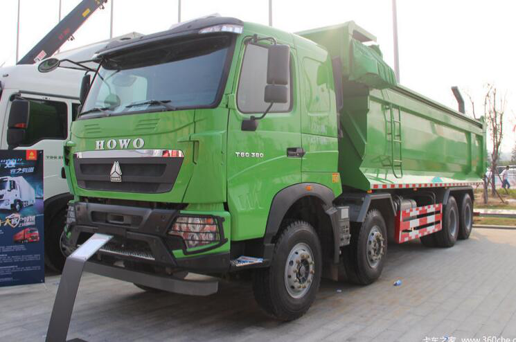 中国重汽HOWO T6G 380马力 8X4 渣土自卸车(ZZ3317N386WE1)